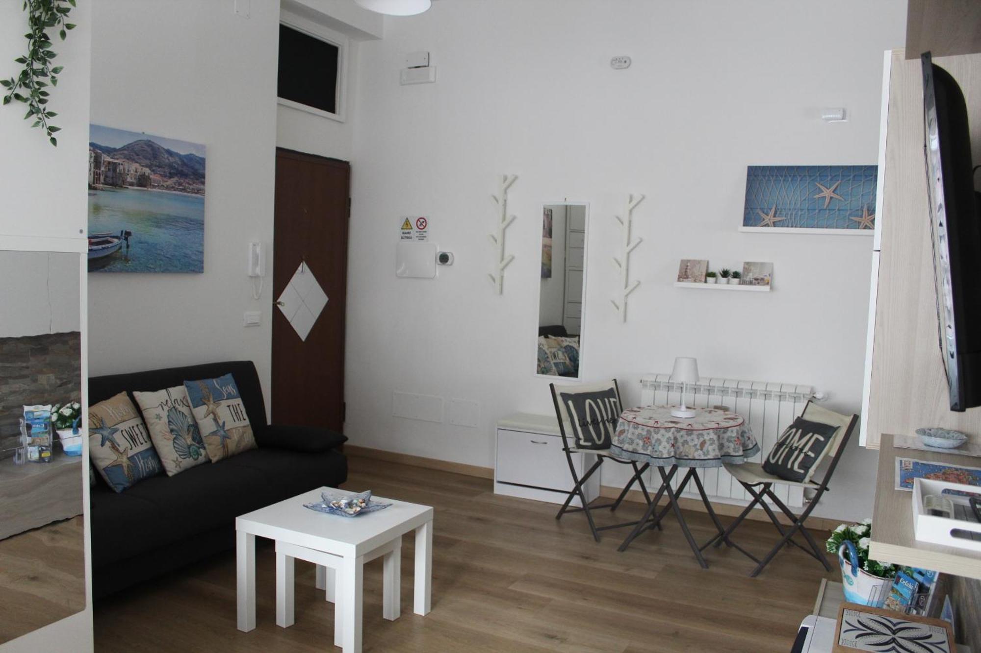 Casa Agora-A Due Passi Dal Mare Apartment เชฟาลู ภายนอก รูปภาพ